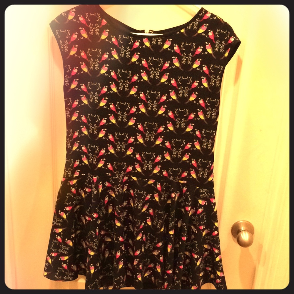 Parrot patterned dress